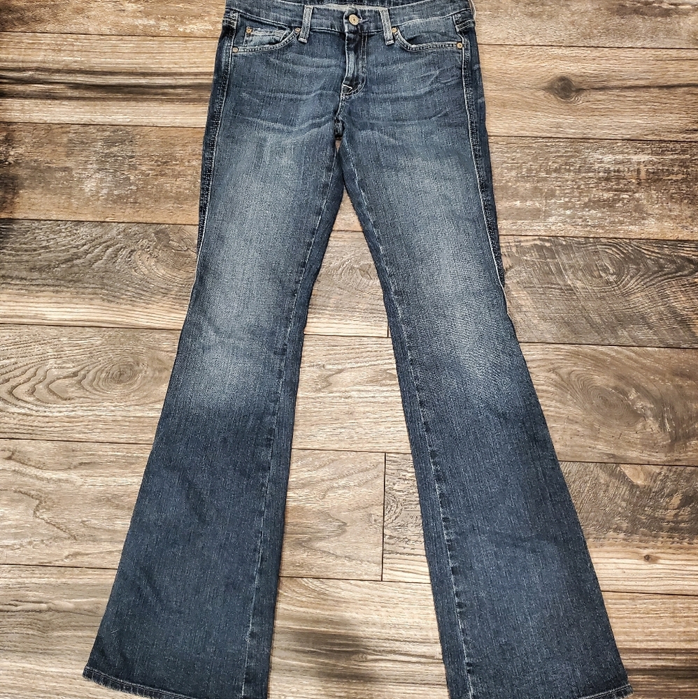 7 For All Mankind Jeans!! Great condition.